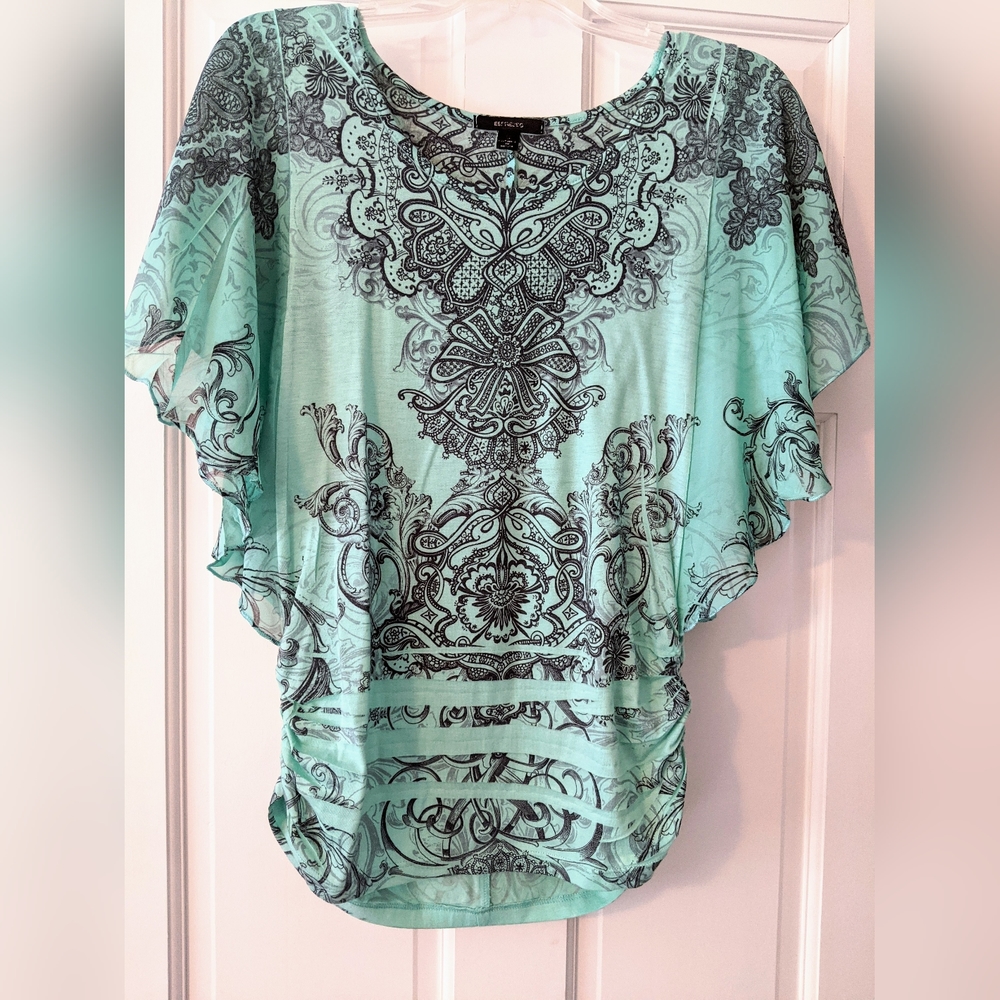 Espresso Brand. Size Medium. Mint Green and Black Top with Flowy Sleeves